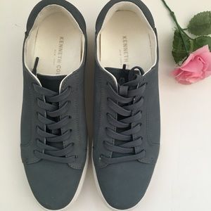Kenneth Cole sneakers, women’s 7,5